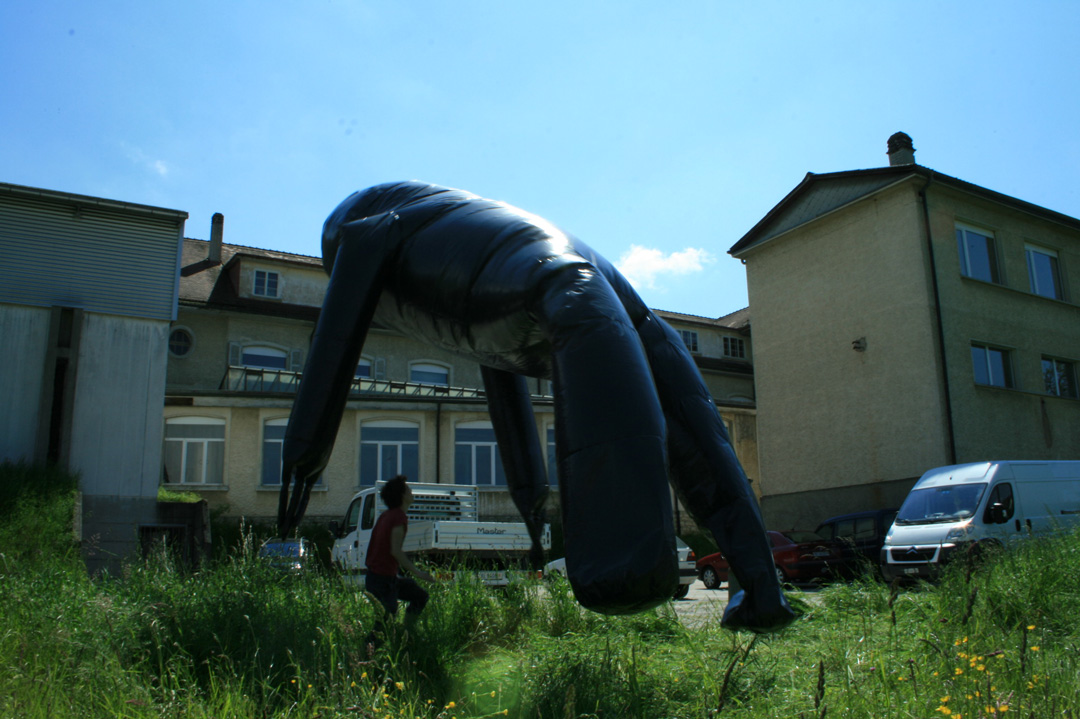 sculpture-gonflable-en-collaboration-avec-vera-trachsel
