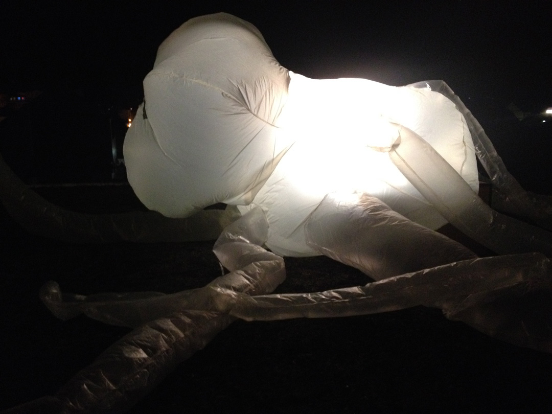 sculpture-gonflable-en-collaboration-avec-vera-trachsel